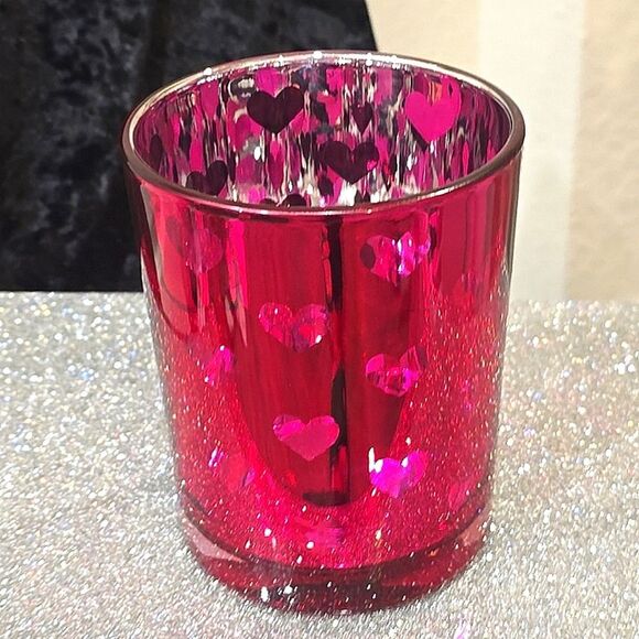 Homesake Transparent Heart Design Decorative Glass Candle Holder/Storage - Picture 2 of 5